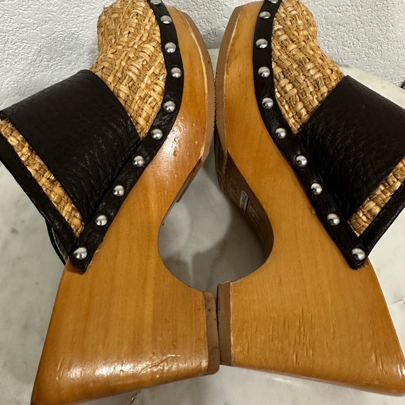 Dolce & Gabbana, VINTAGE , Rafia w/ Leather, Logo & Wood Platform Clogs, Sz  36 - Picture 6 of 13